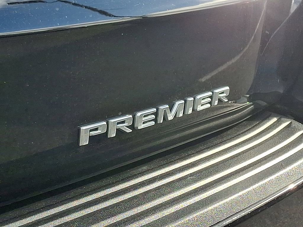 Used 2023 Chevrolet Tahoe Premier w/ Advanced Technology Package image 32