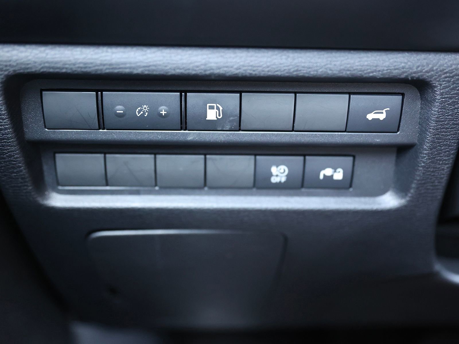 Used 2024 Mitsubishi Outlander 4WD Plug-In Hybrid image 36