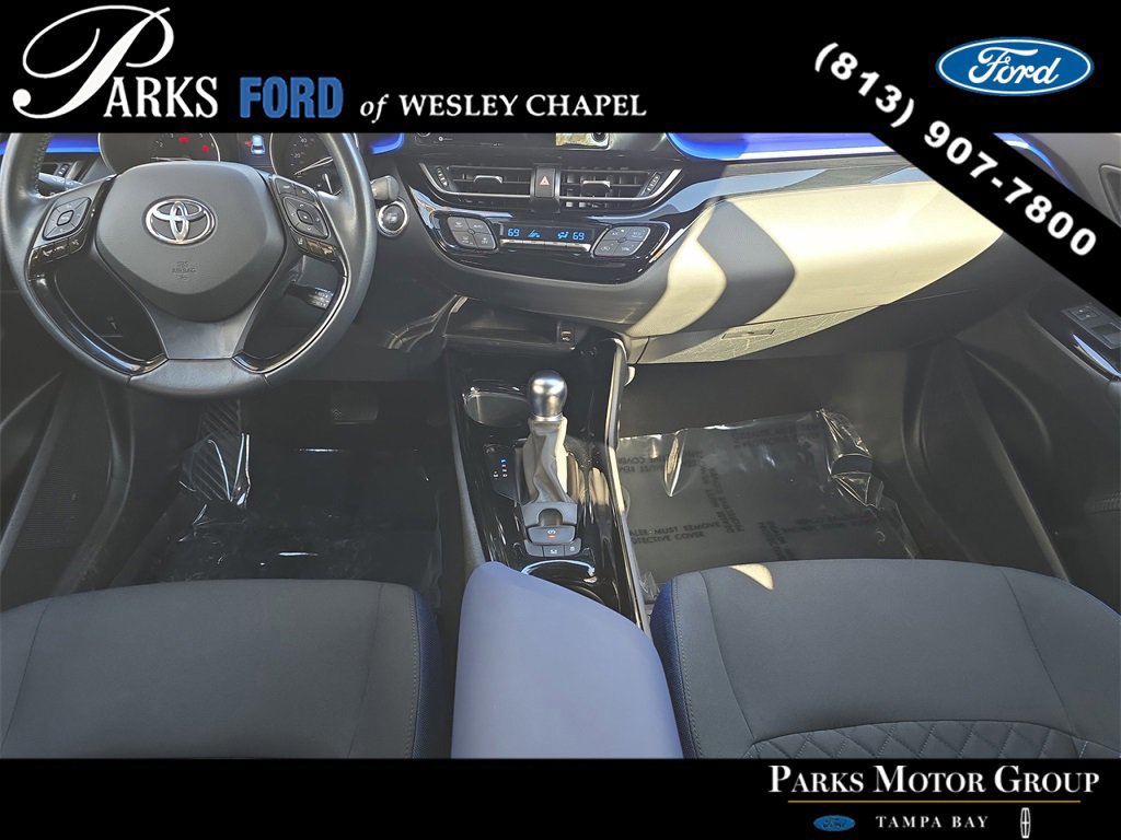 Used 2021 Toyota C-HR XLE image 10