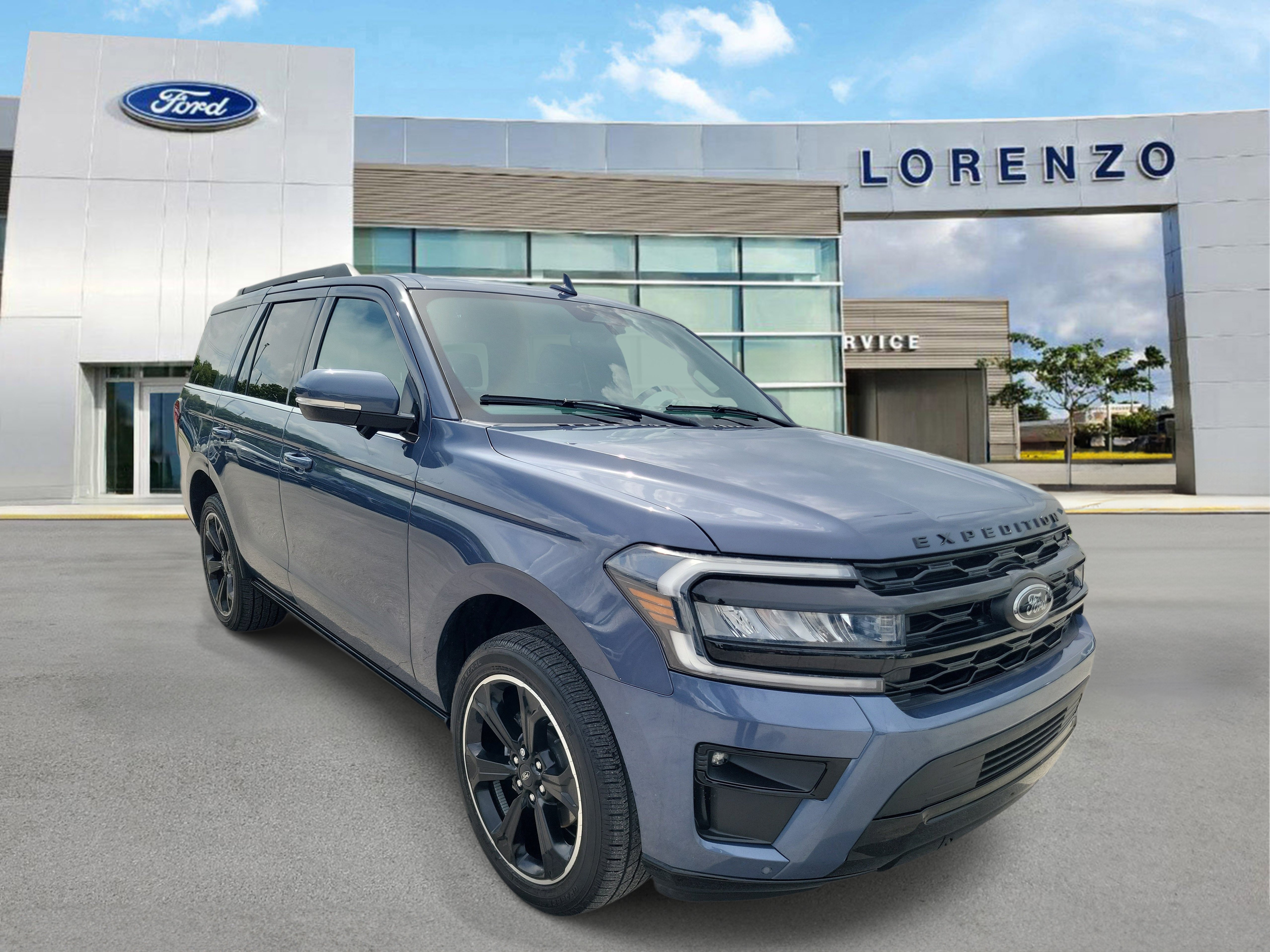 Certified 2023 Ford Expedition Limited RWD image 3
