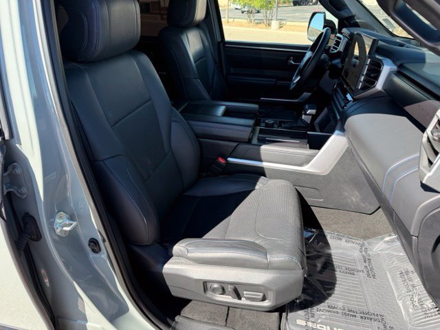 Used 2024 Toyota Sequoia Platinum AWD/4WD image 38