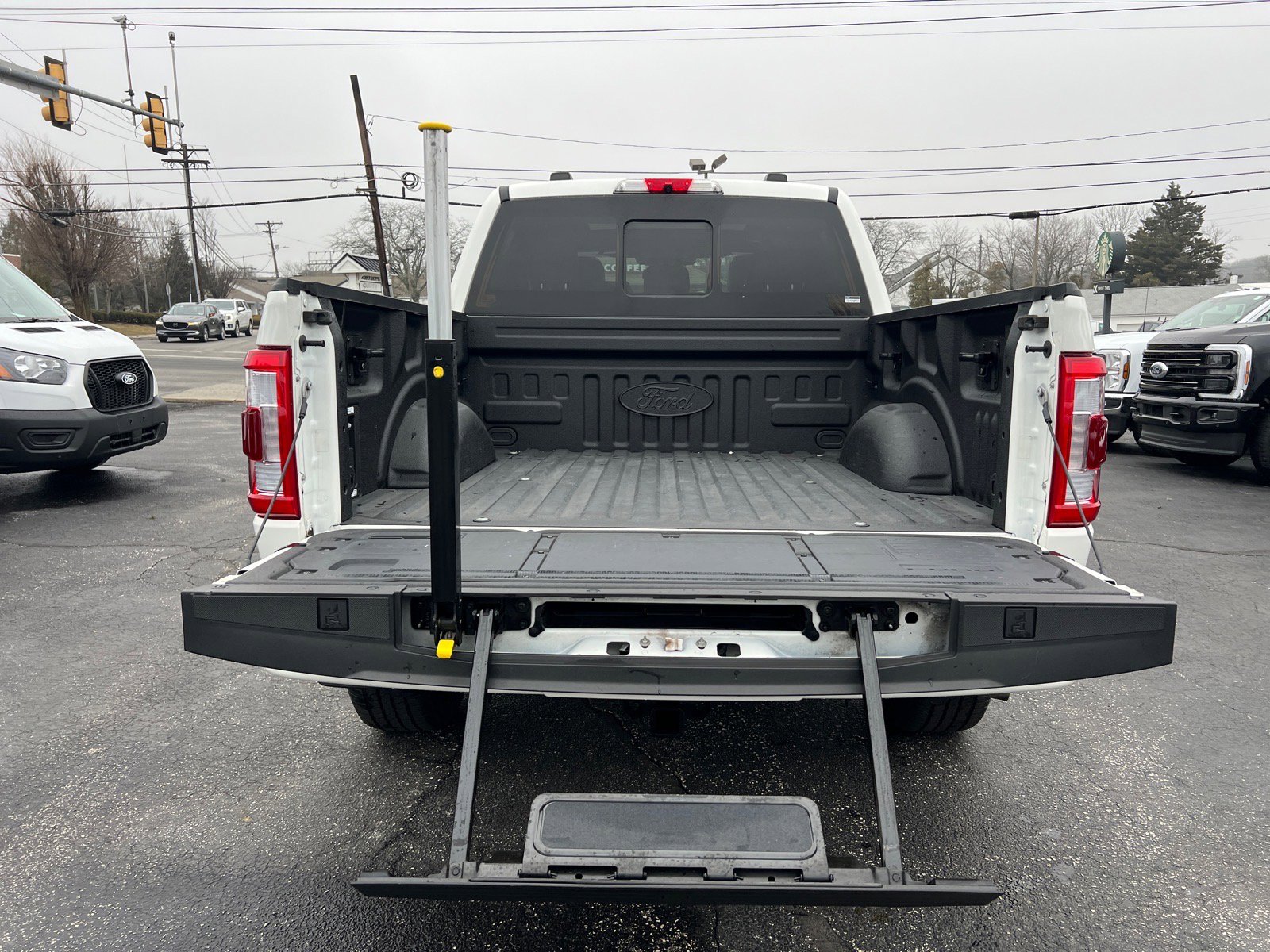Certified 2022 Ford F150 Platinum w/ Equipment Group 701A High image 35