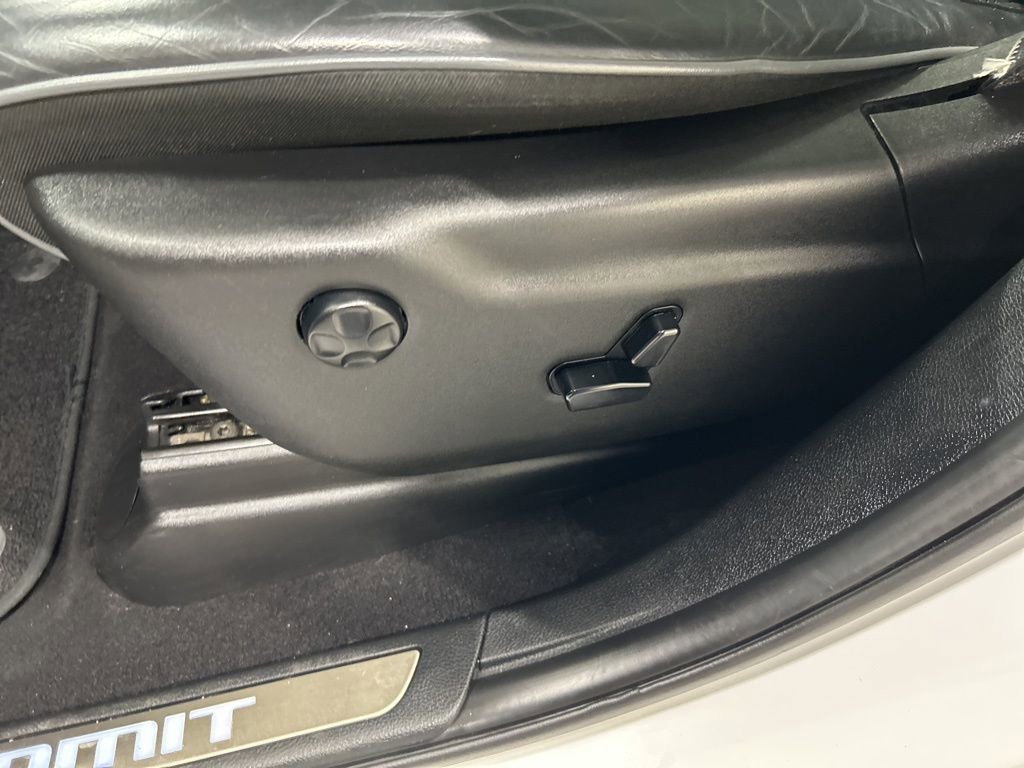 Used 2020 Jeep Grand Cherokee Summit w/ Platinum Series Group image 12