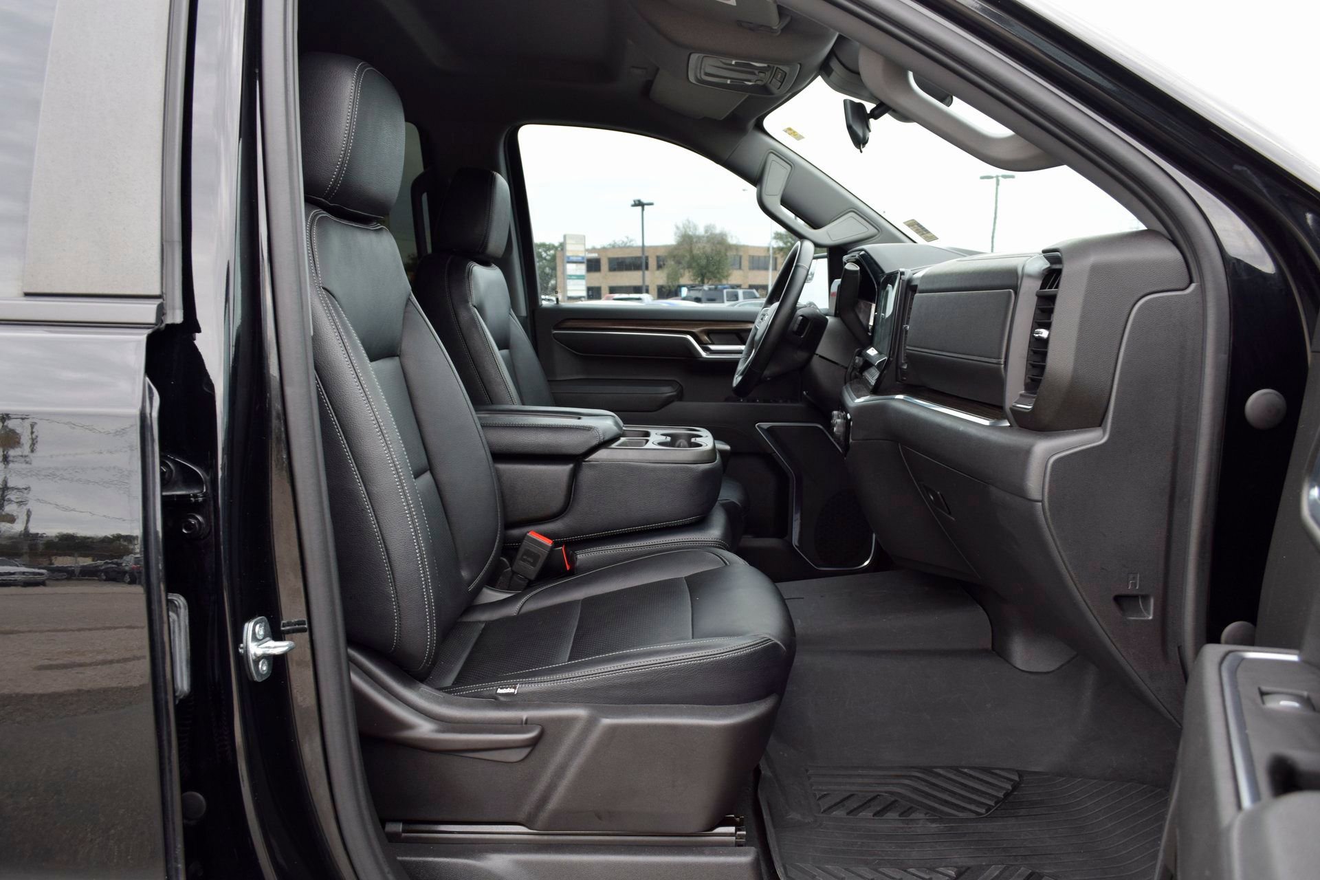 Used 2023 Chevrolet Silverado 1500 LT Trail Boss w/ Protection Package image 23