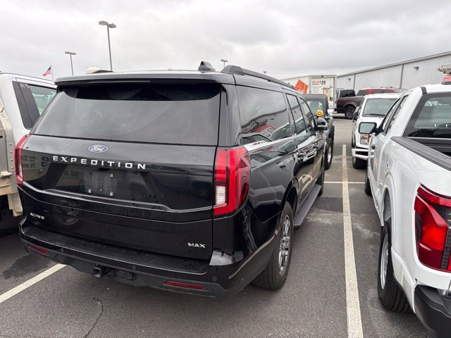 Certified 2025 Ford Expedition Max Active AWD/4WD image 3