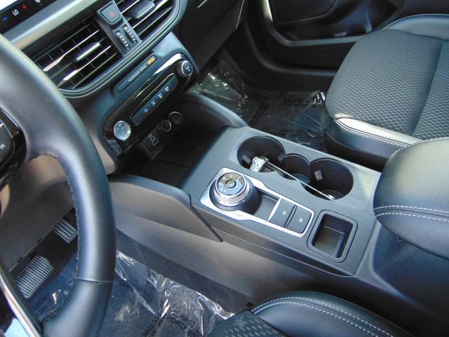 Certified 2026 Ford Escape SE FWD image 14