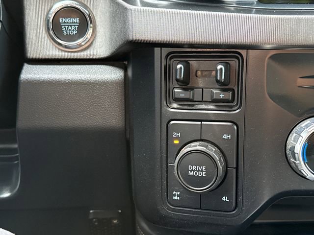 Certified 2024 Ford F250 Platinum w/ FX4 Off-Road Package image 28