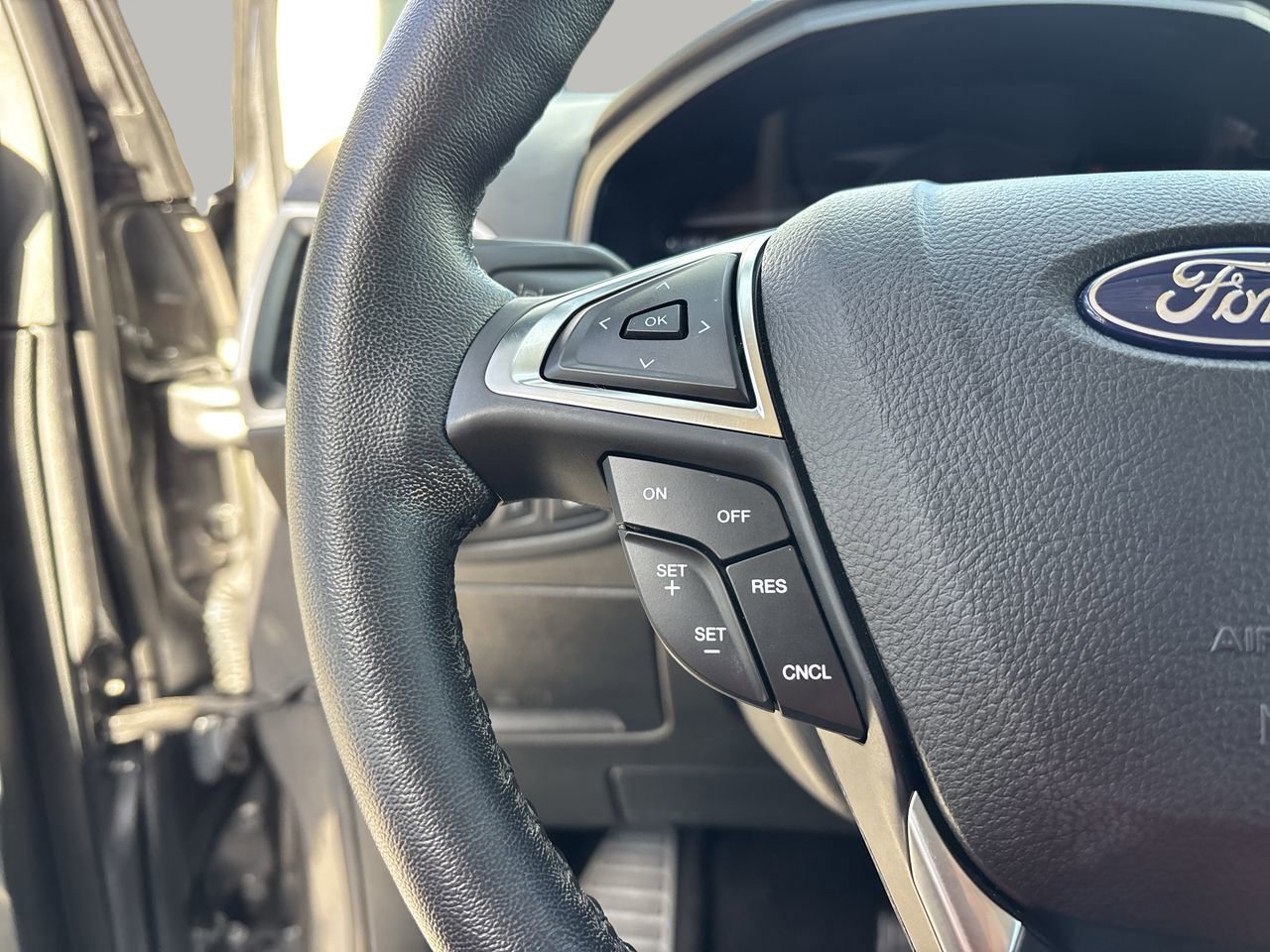 Certified 2022 Ford Edge SEL w/ Convenience Package image 28