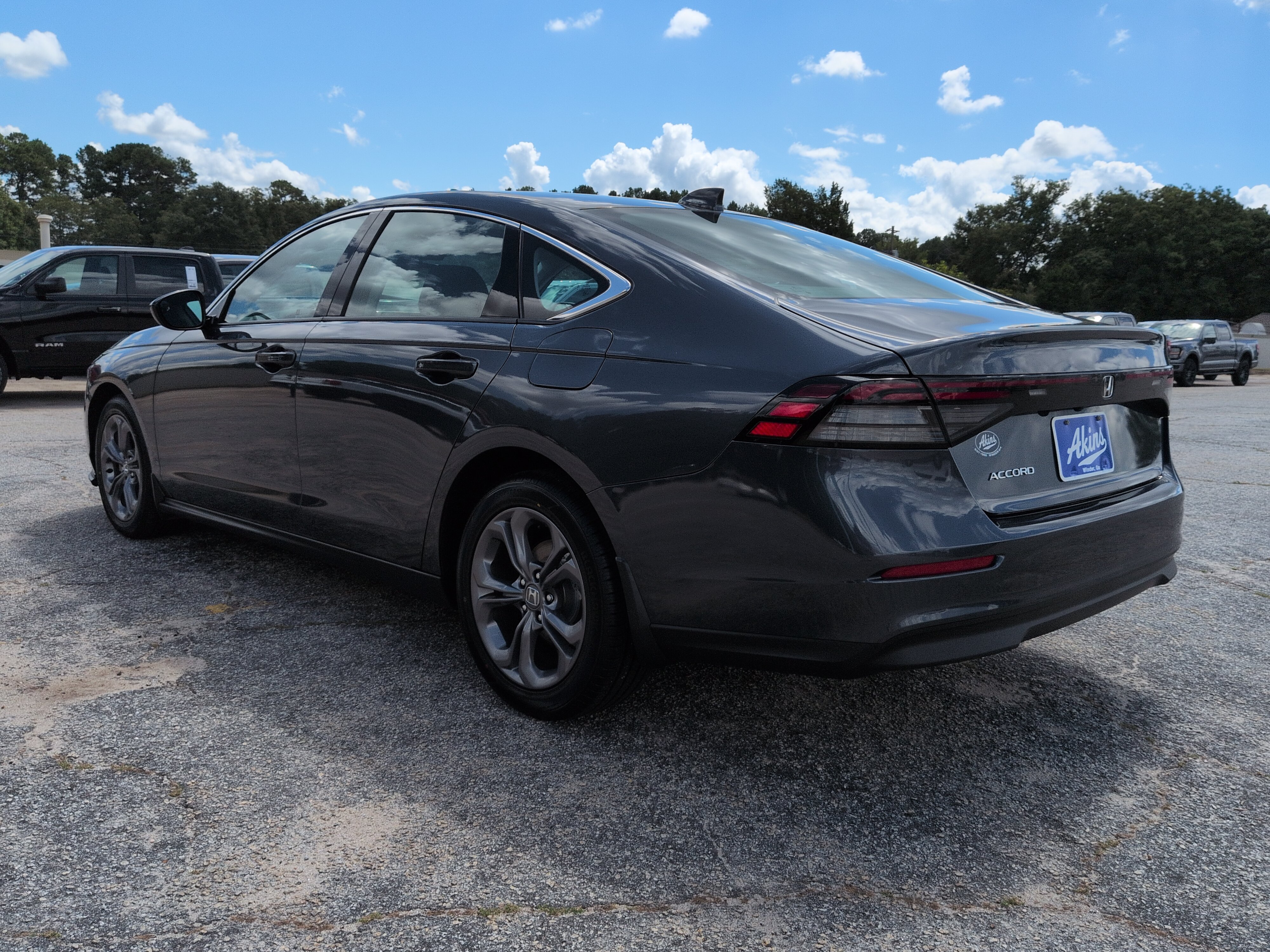 Used 2024 Honda Accord EX image 5