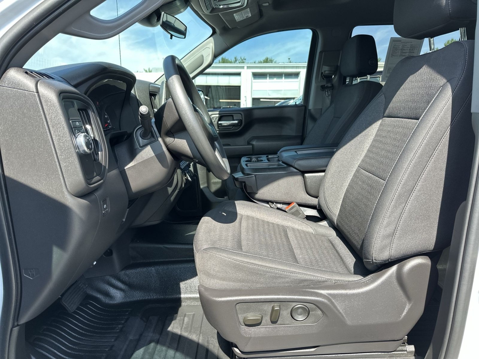 Used 2024 GMC Sierra 1500 Pro w/ Pro Value Package RWD image 14