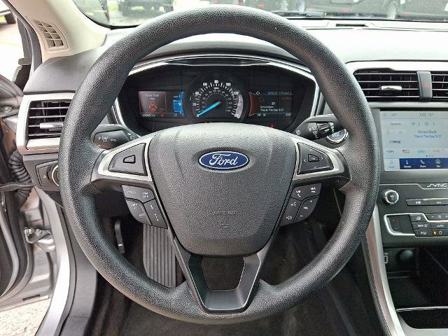 Certified 2020 Ford Fusion SE FWD image 19