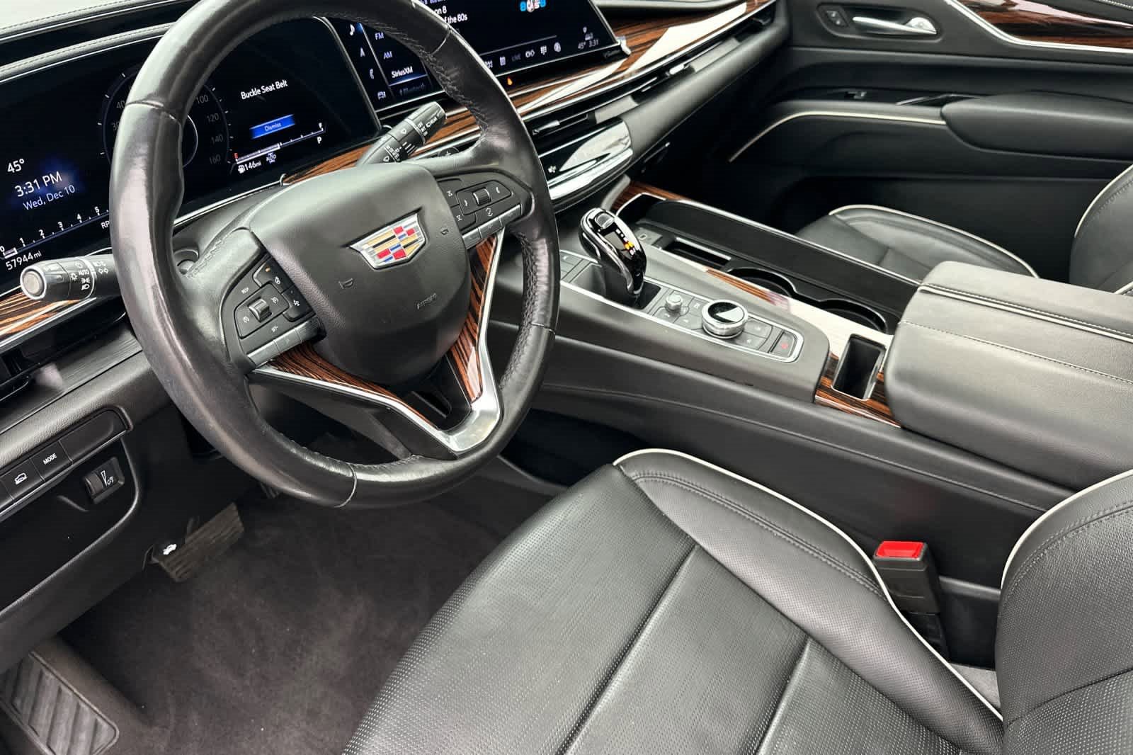 Used 2022 Cadillac Escalade Premium Luxury image 12