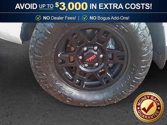 Used 2022 Toyota 4Runner TRD Off-Road AWD/4WD image 13