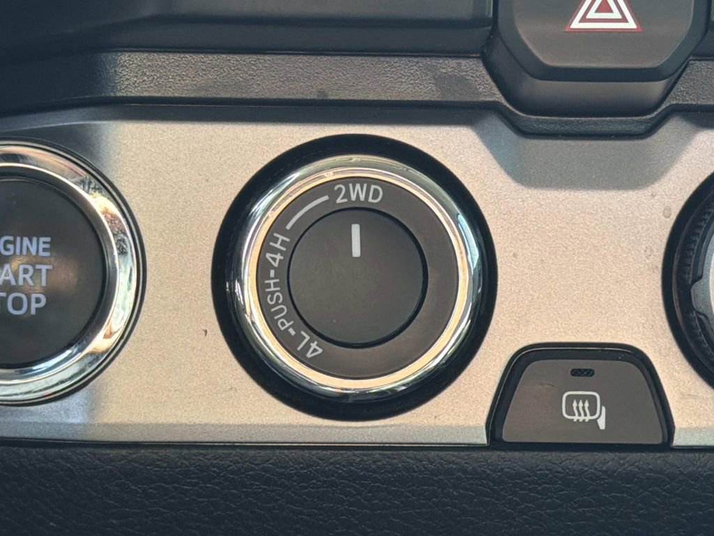 Used 2023 Toyota Tacoma SR5 w/ Technology Package image 17