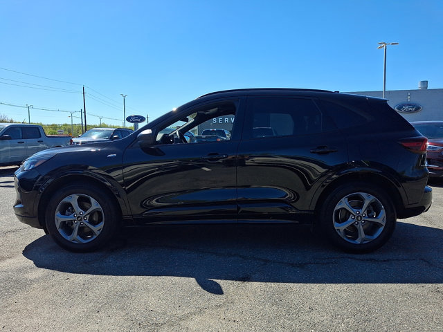 Certified 2024 Ford Escape ST-Line w/ Tech Pack #1 AWD/4WD image 6