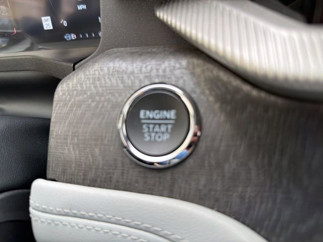 Certified 2025 Ford Explorer Platinum w/ LUX Leather Package image 26