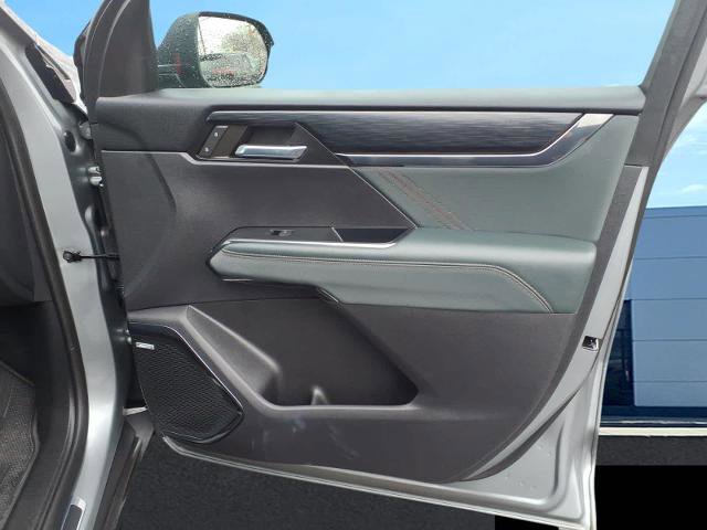 Used 2024 GMC Acadia AT4 w/ Luxury Package image 10