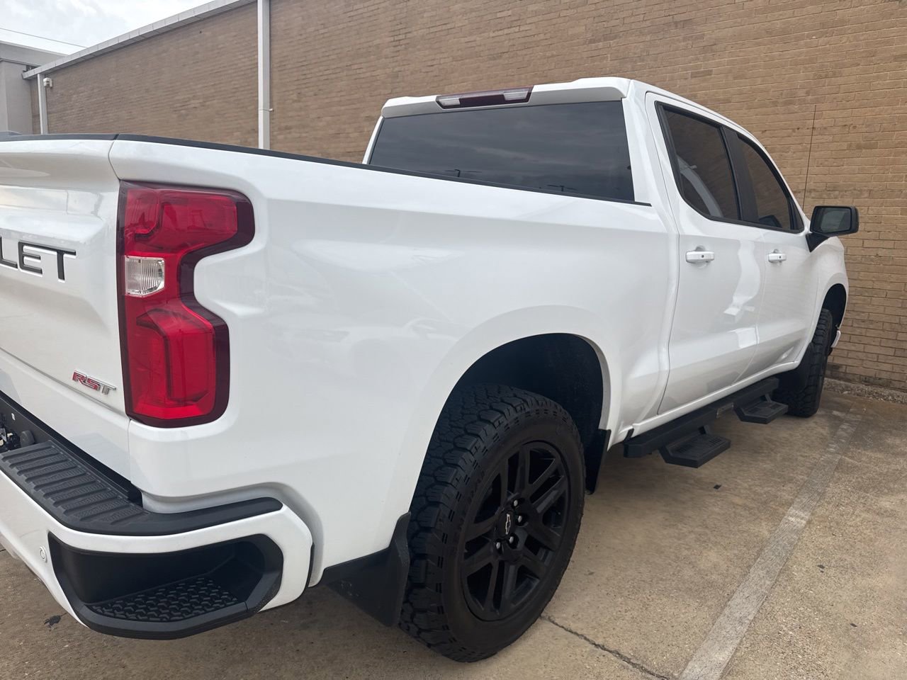 Used 2019 Chevrolet Silverado 1500 RST AWD/4WD image 5