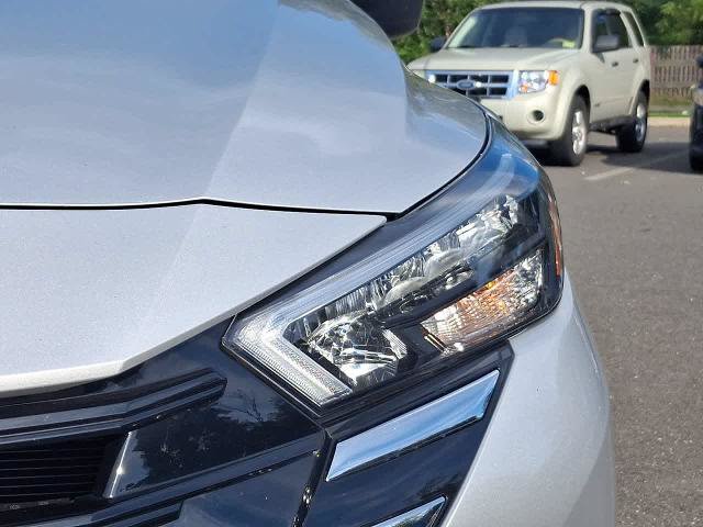 Used 2025 Nissan Versa S FWD image 31