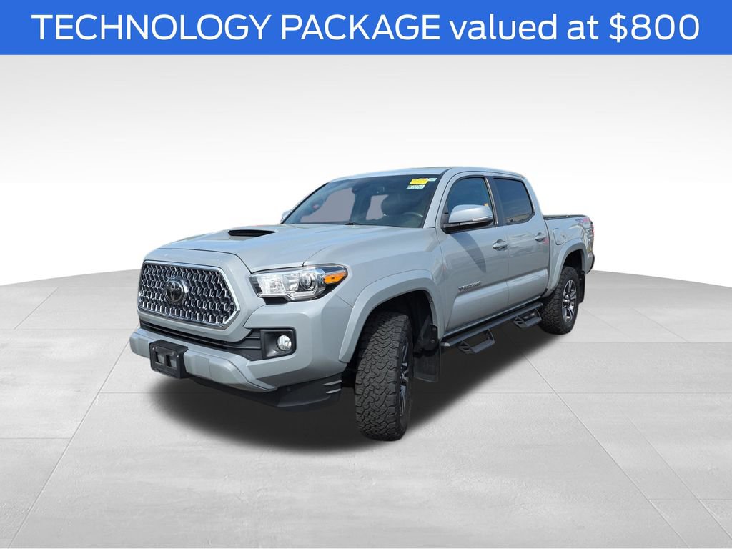 Used 2019 Toyota Tacoma TRD Sport AWD/4WD image 4