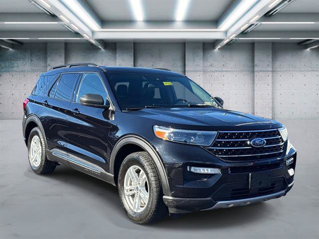 Certified 2020 Ford Explorer XLT w/ Equipment Group 202A AWD/4WD image 3
