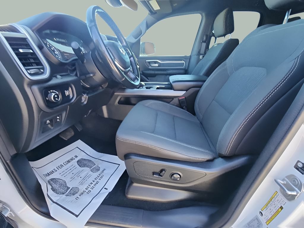 Used 2022 RAM 1500 Big Horn w/ Night Edition AWD/4WD image 18