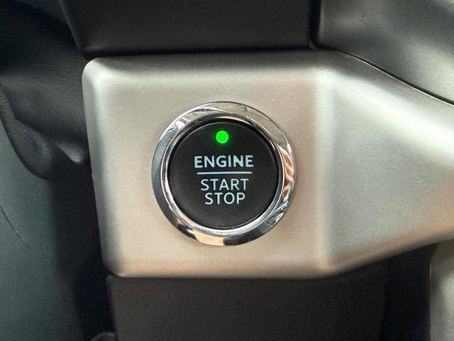 Certified 2024 Ford Expedition XLT RWD image 16