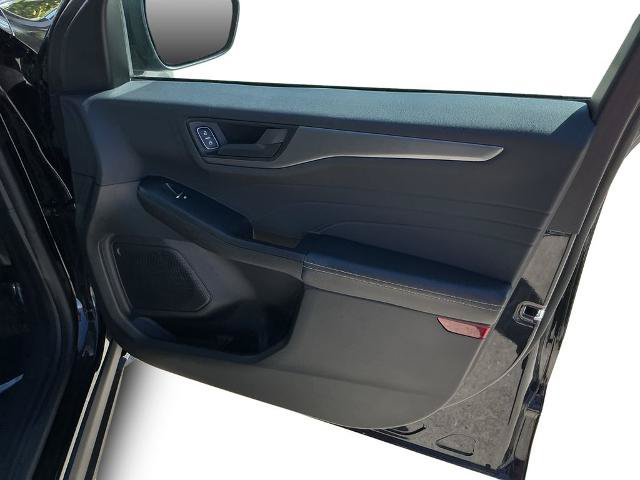 Certified 2023 Ford Escape Active AWD/4WD image 24