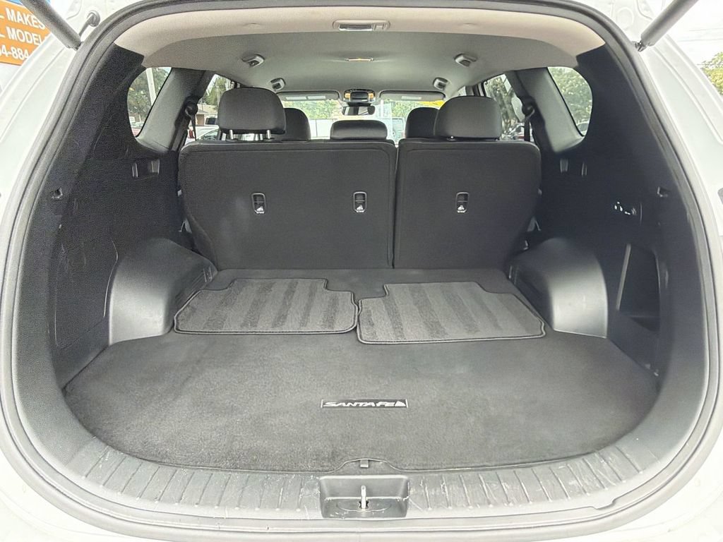 Used 2022 Hyundai Santa Fe XRT FWD image 25