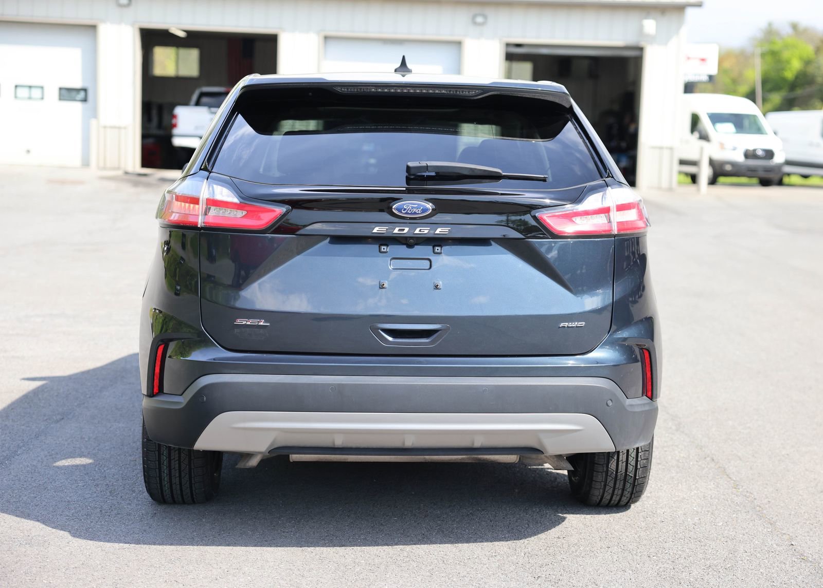 Certified 2024 Ford Edge SEL w/ Convenience Package AWD/4WD image 5
