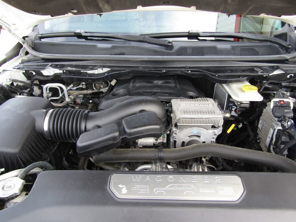 Used 2022 Jeep Wagoneer Series II AWD/4WD image 35