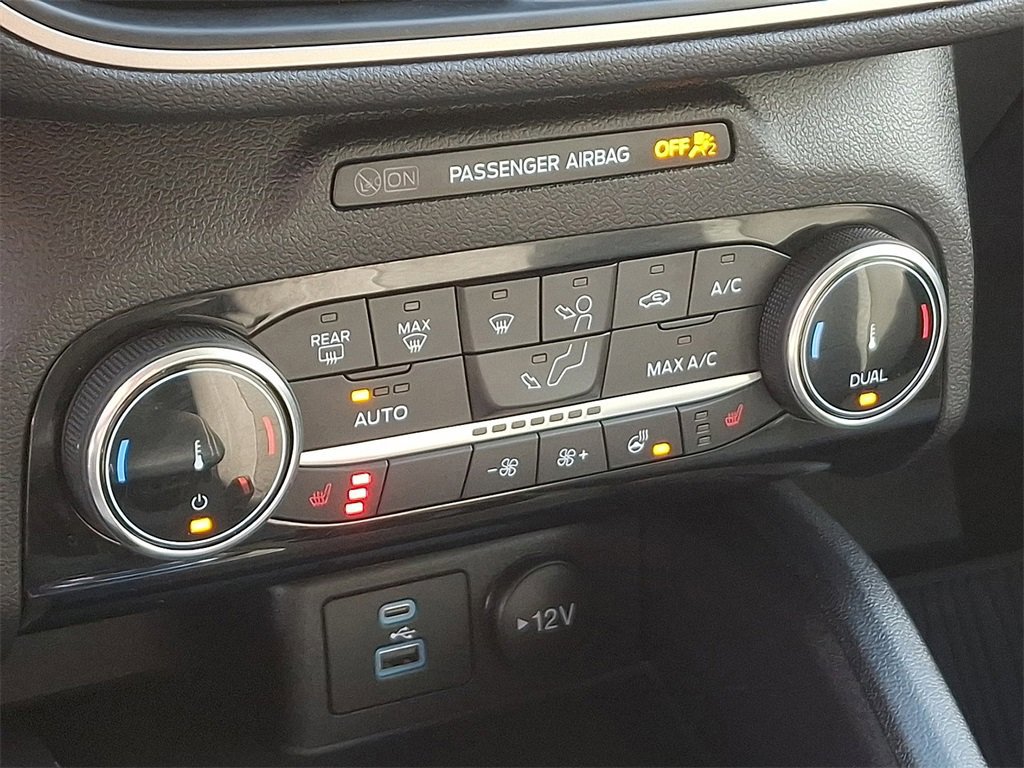 Certified 2022 Ford Escape SE w/ Convenience Package image 16