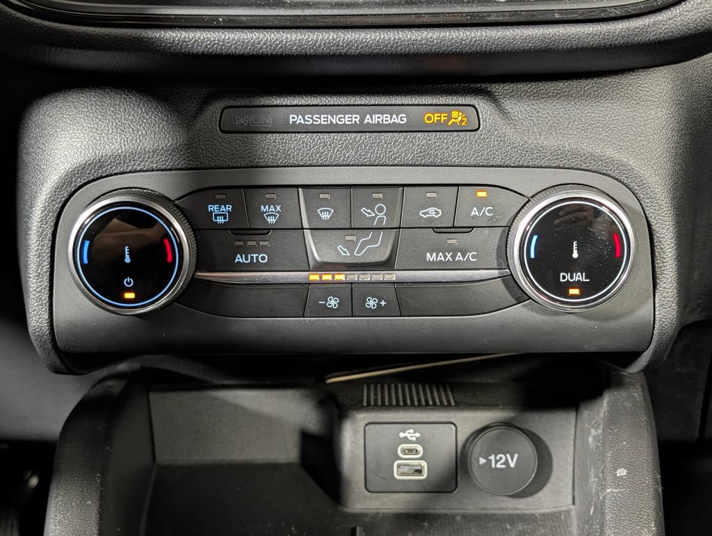 Certified 2025 Ford Escape ST-Line FWD image 15