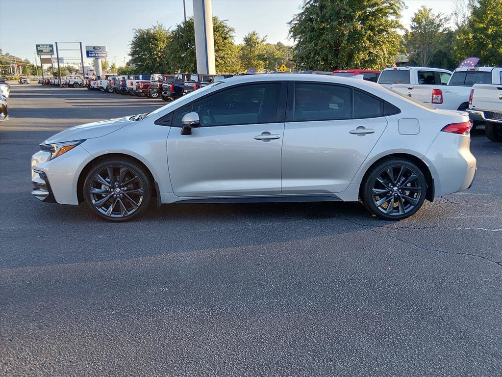 Used 2025 Toyota Corolla SE FWD image 7