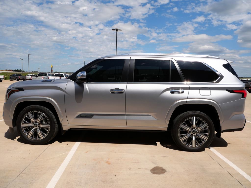 Used 2024 Toyota Sequoia Capstone AWD/4WD image 3