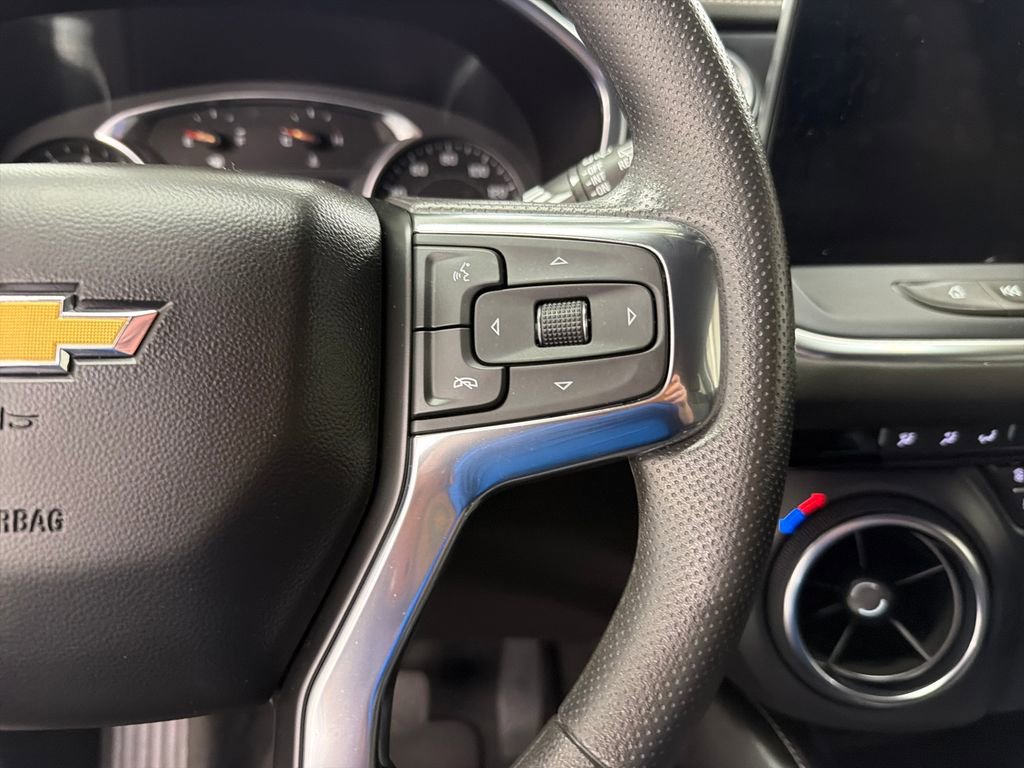 Used 2023 Chevrolet Blazer LT w/ Driver Confidence Package FWD image 21