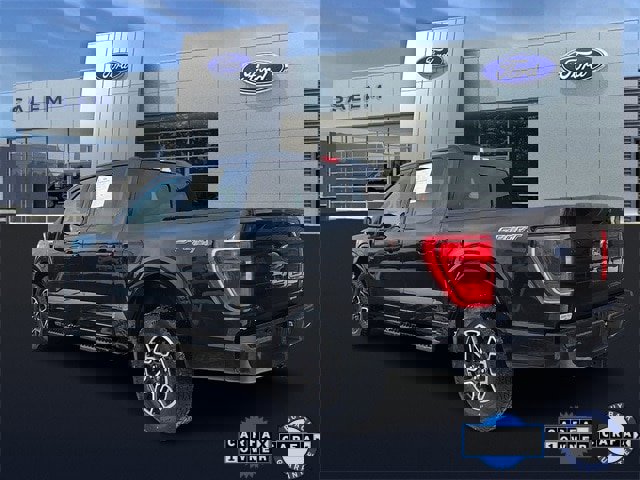 Certified 2022 Ford F150 XLT w/ Equipment Group 302A High image 4