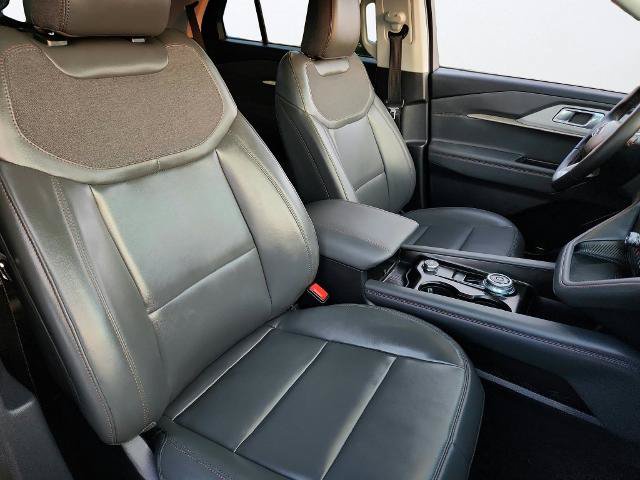 Certified 2026 Ford Explorer Active w/ Active Comfort Package RWD image 31