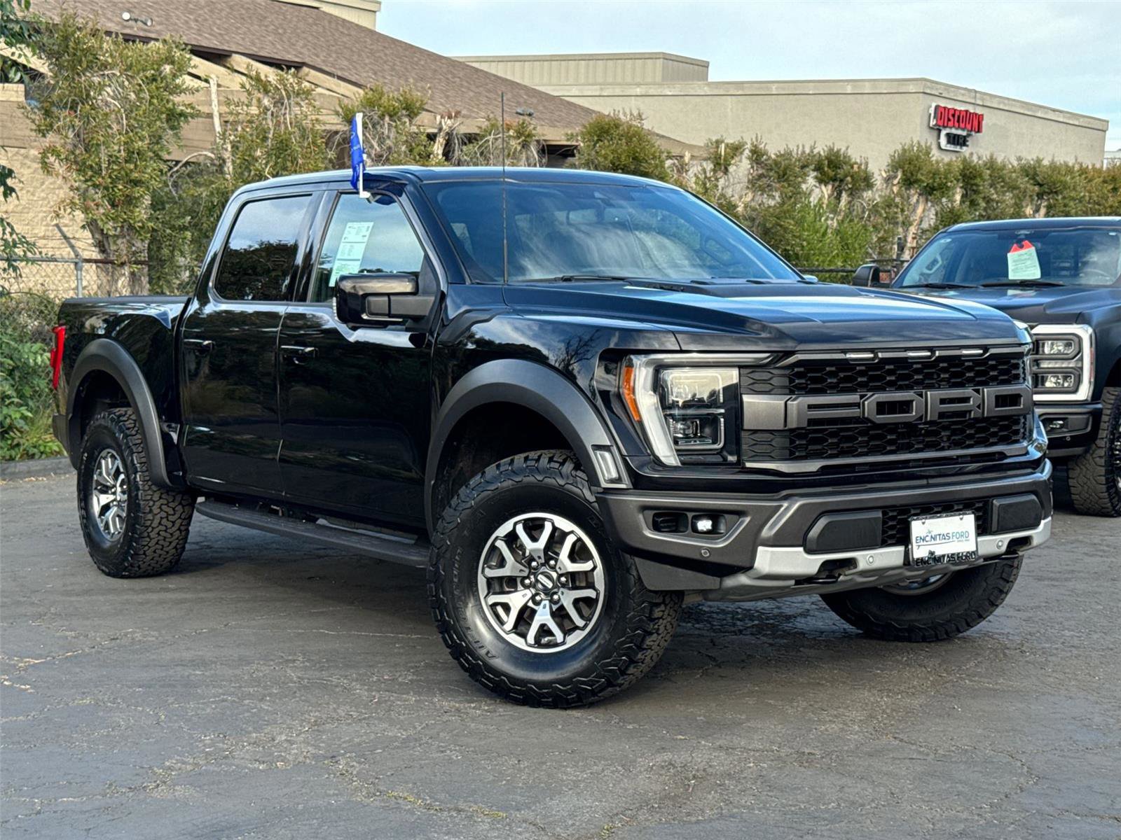 Certified 2022 Ford F150 Raptor w/ Equipment Group 801A High image 2