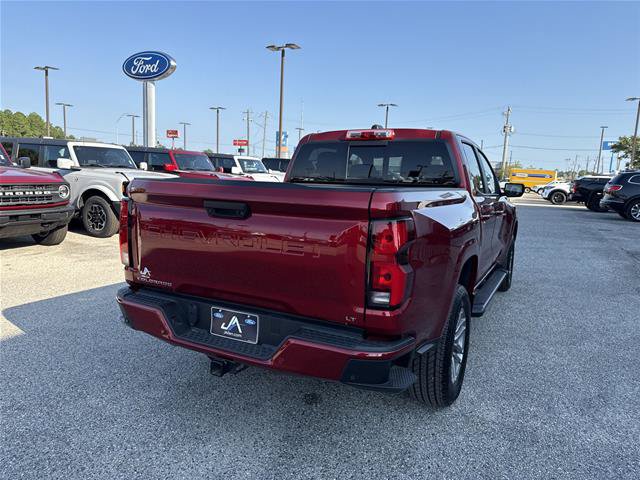 Used 2024 Chevrolet Colorado LT w/ LT Convenience Package III RWD image 13