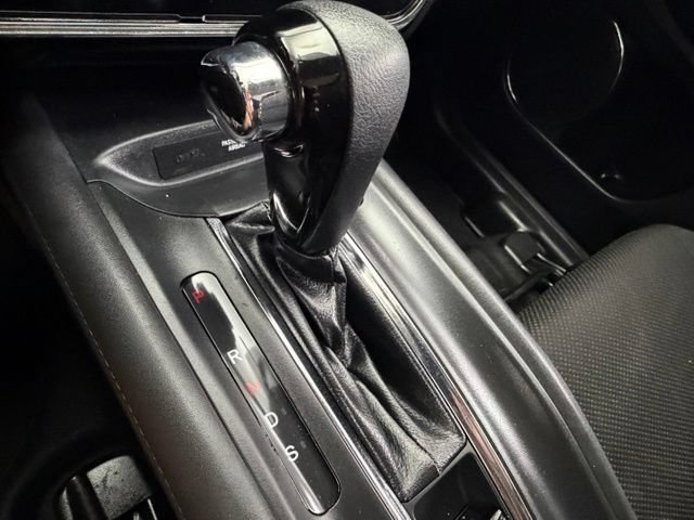 Used 2017 Honda HR-V EX image 26