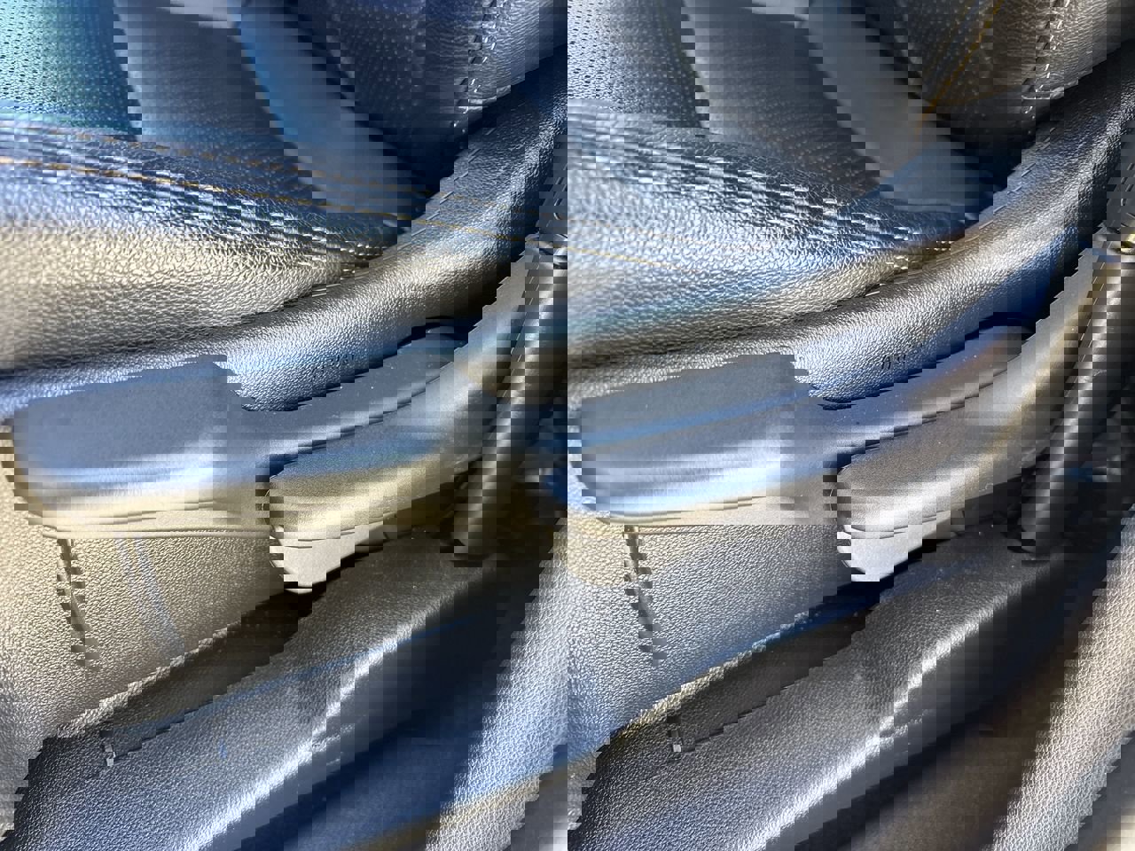 Used 2021 GMC Terrain SLE image 25