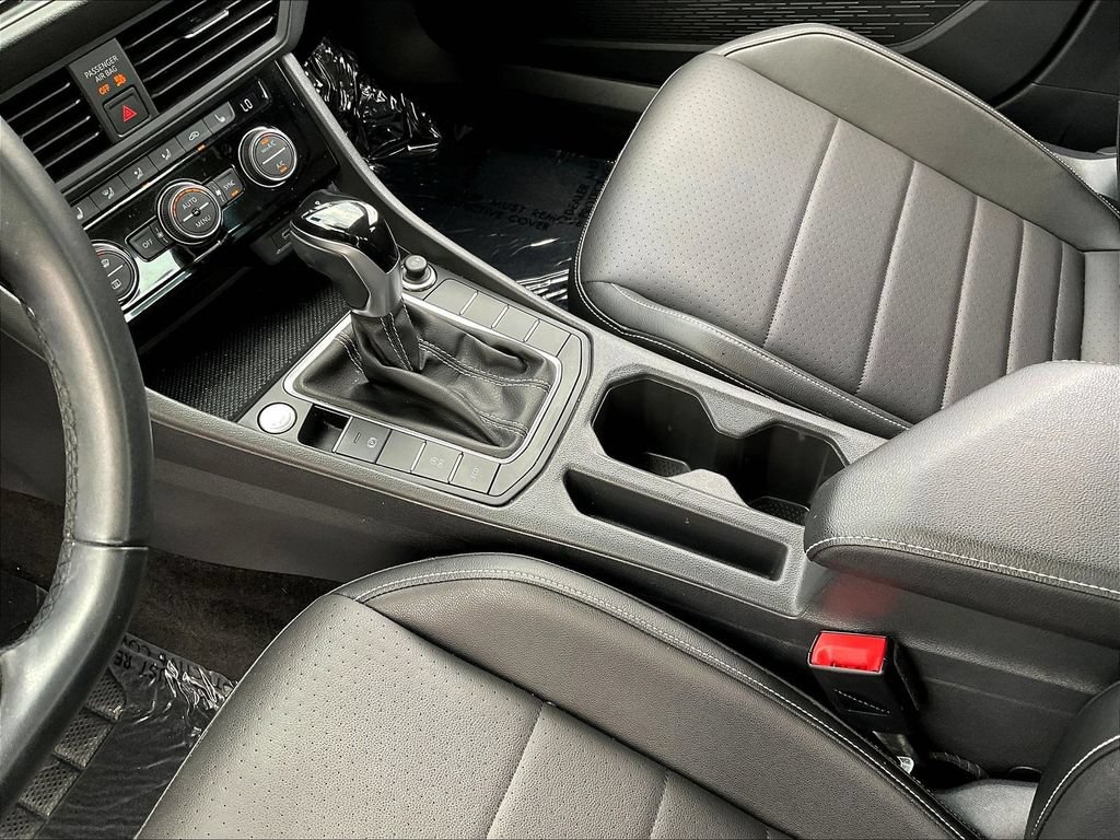 Used 2023 Volkswagen Jetta SE FWD image 18