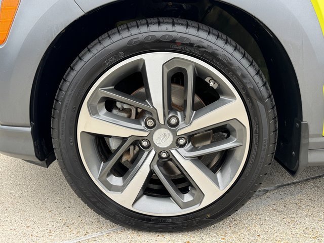 Used 2019 Hyundai Kona Limited image 12
