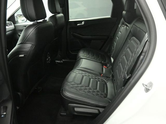 Certified 2024 Ford Escape SE w/ PHEV Premium Package image 38