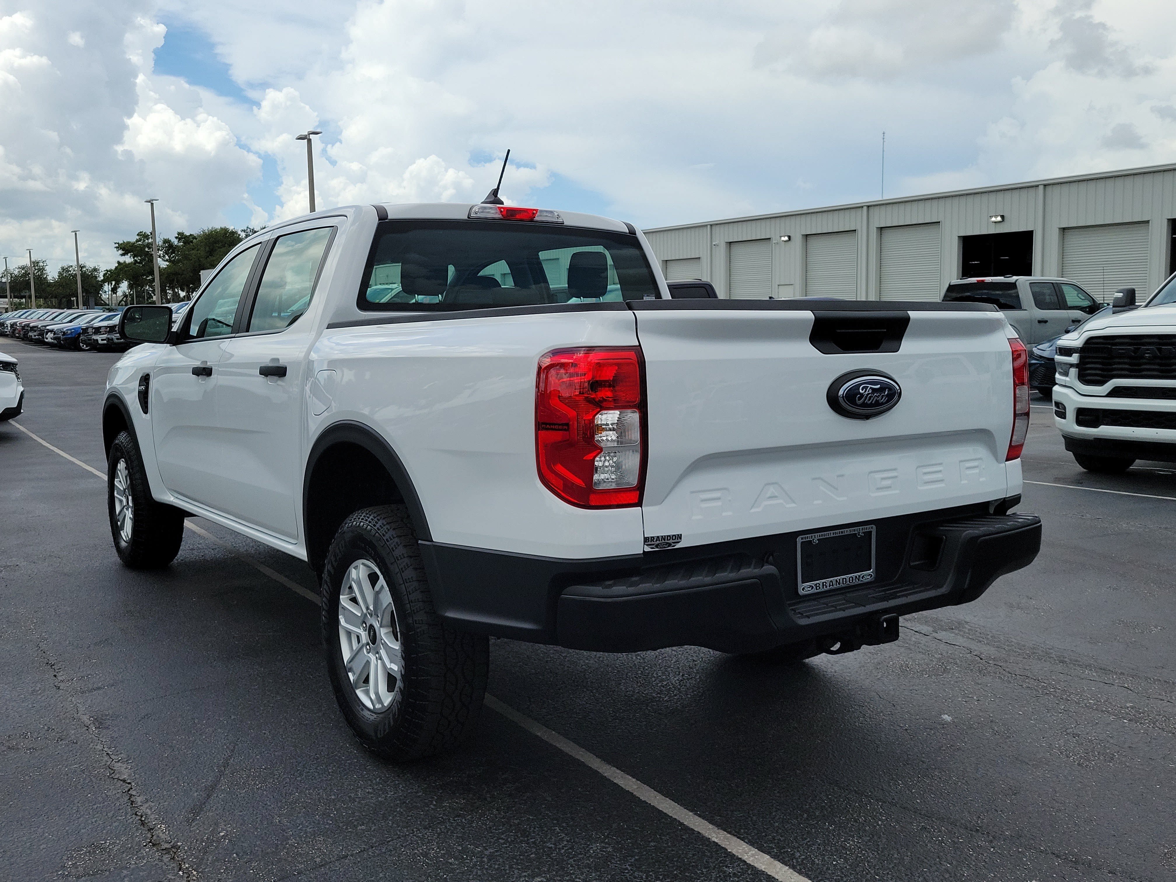 Certified 2025 Ford Ranger XL w/ Trailer Tow Package RWD image 7