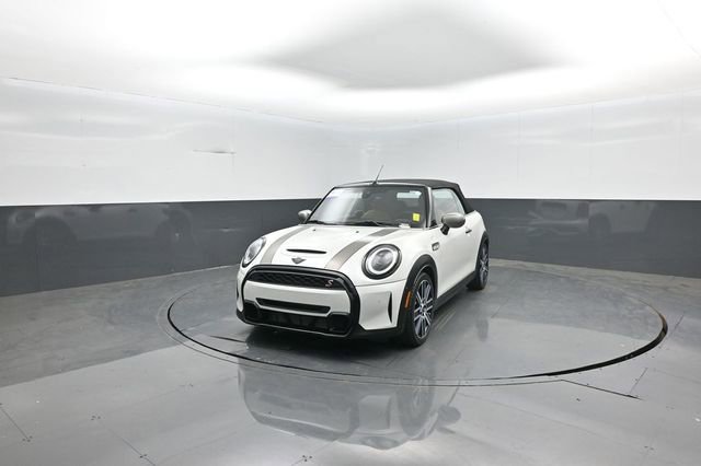 Used 2024 MINI Cooper S FWD image 3