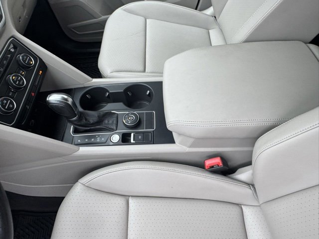 Used 2019 Volkswagen Atlas SE w/ Towing Package image 16