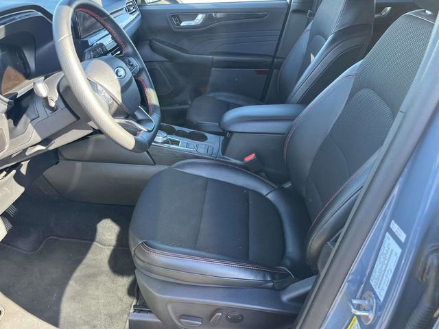 Certified 2025 Ford Escape ST-Line image 11