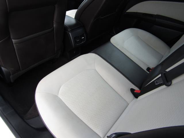 Certified 2019 Ford Fusion SE w/ Equipment Group 151A FWD image 13